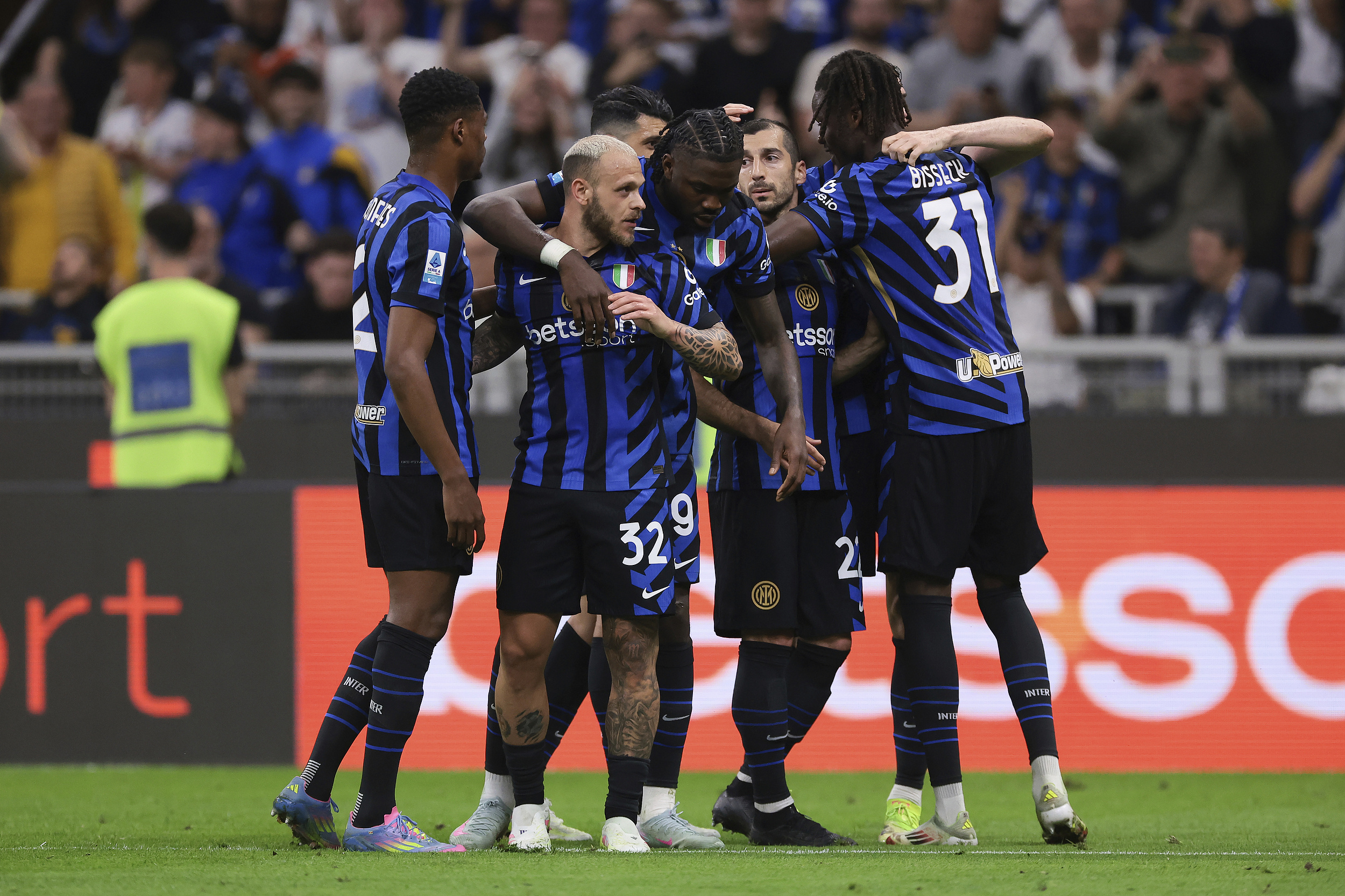 开云在线-今晚突围战来临，皇家马德里围绕意大利杯队长鼓劲，更衣室稳定，高层口径保持一致的简单介绍