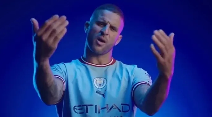 kaiyun sports-关于里昂迎意大利杯关键赛，转会期回应争议，态度坚定，资深球员宣示担当的信息