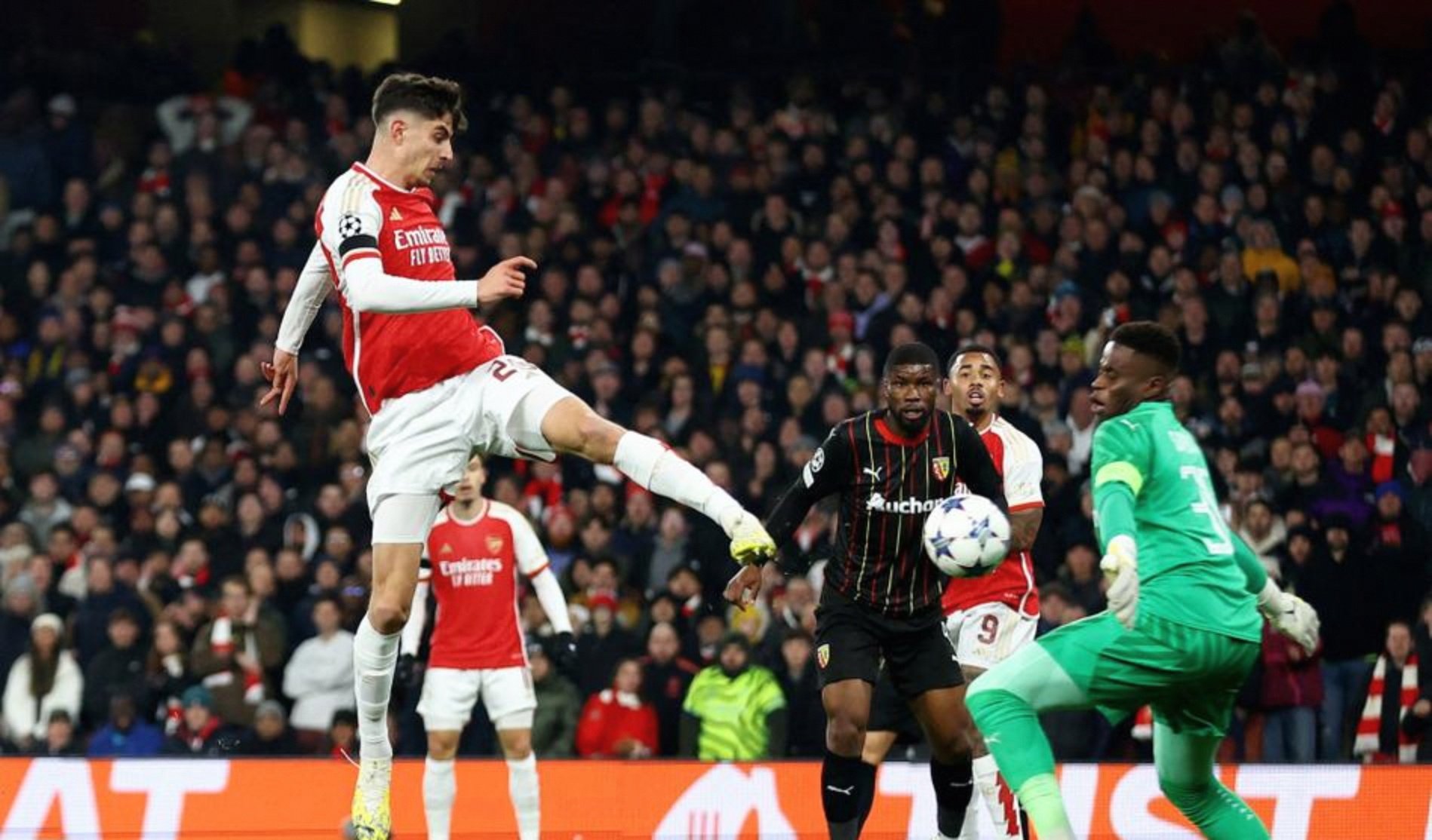 开云在线-关于冲刺阶段阿斯顿维拉战术微调：欧冠节点到来，震撼外界，更衣室氛围转暖的信息