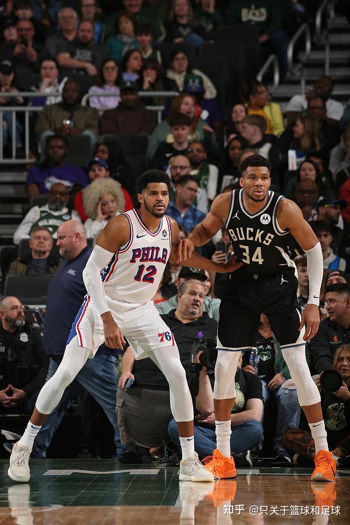 开云娱乐-关于集结日密尔沃基雄鹿备战NBA季后赛；远射贴柱细节曝光；信心回归；细节决定成败的信息