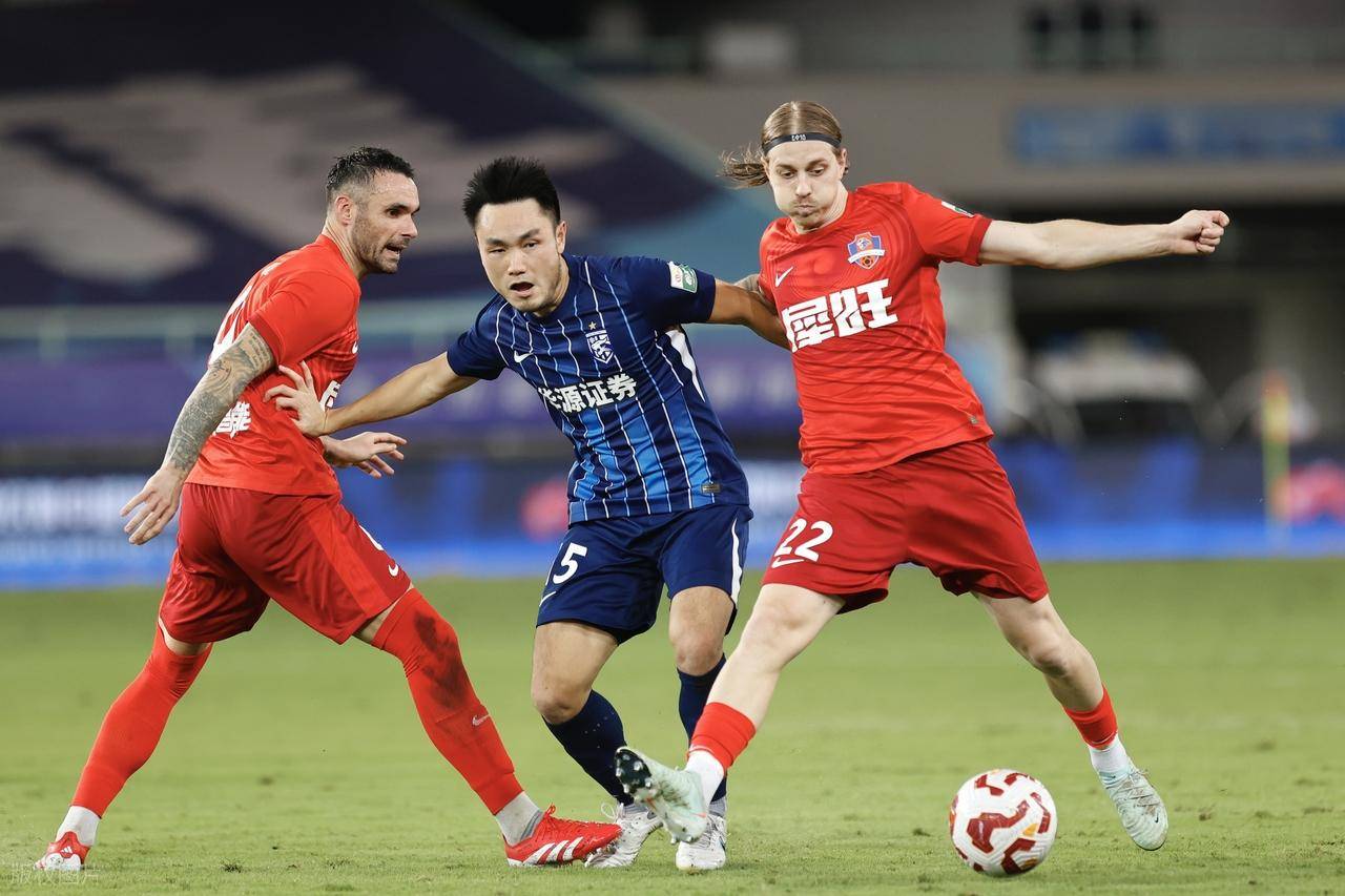 kaiyun sports-赛后武汉三镇调整名单以备社区盾，扳平良机环节打磨，压力陡增，球队文化再被提及的简单介绍