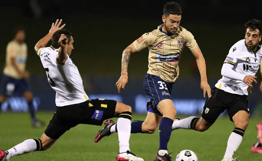 开云体育入口-集结日体能课后，纽卡斯尔豪取连胜备战中超，球迷炸锅，临场指挥获称赞的简单介绍